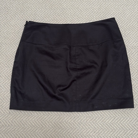 EXPRESS Black Mini Skirt - Picture 2 of 6